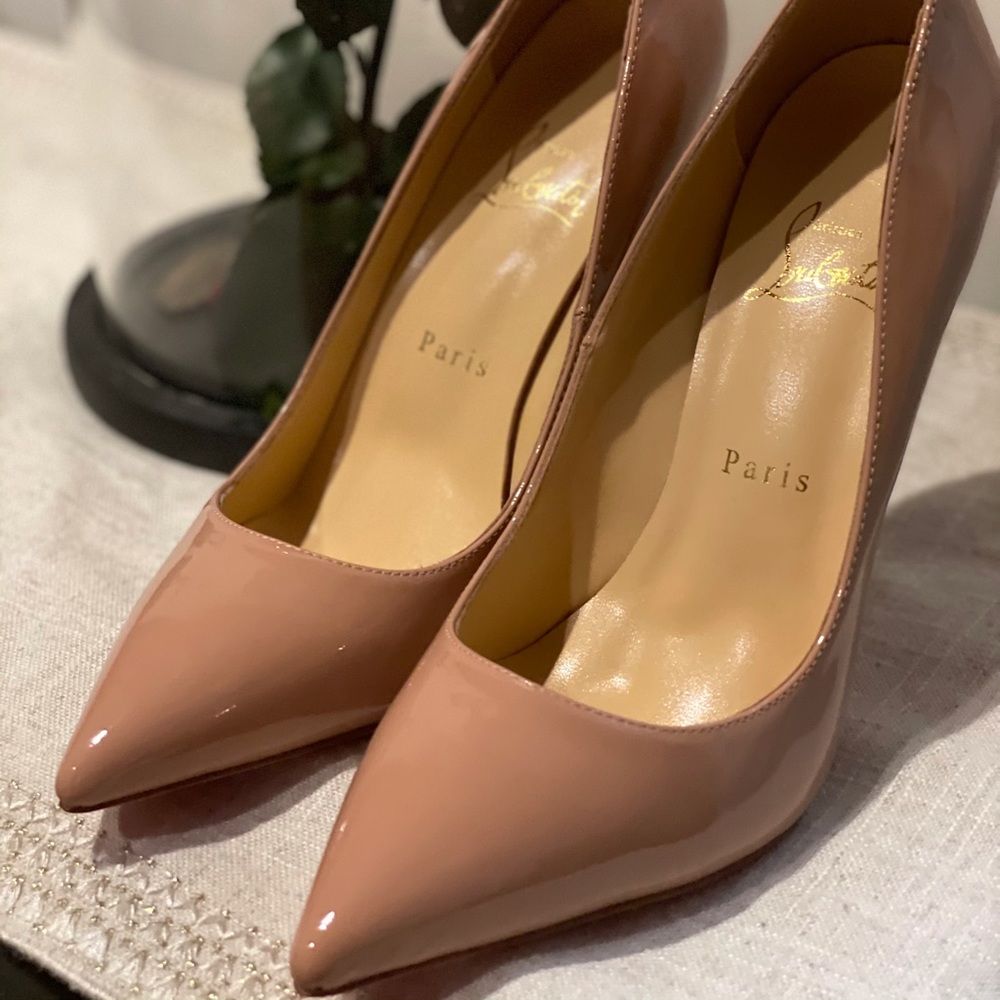 Christian Louboutin So Kate